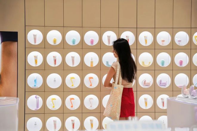 女如何正视欲望｜Shine Brand不朽情缘平台登录入口性萧条时代全球男(图2)